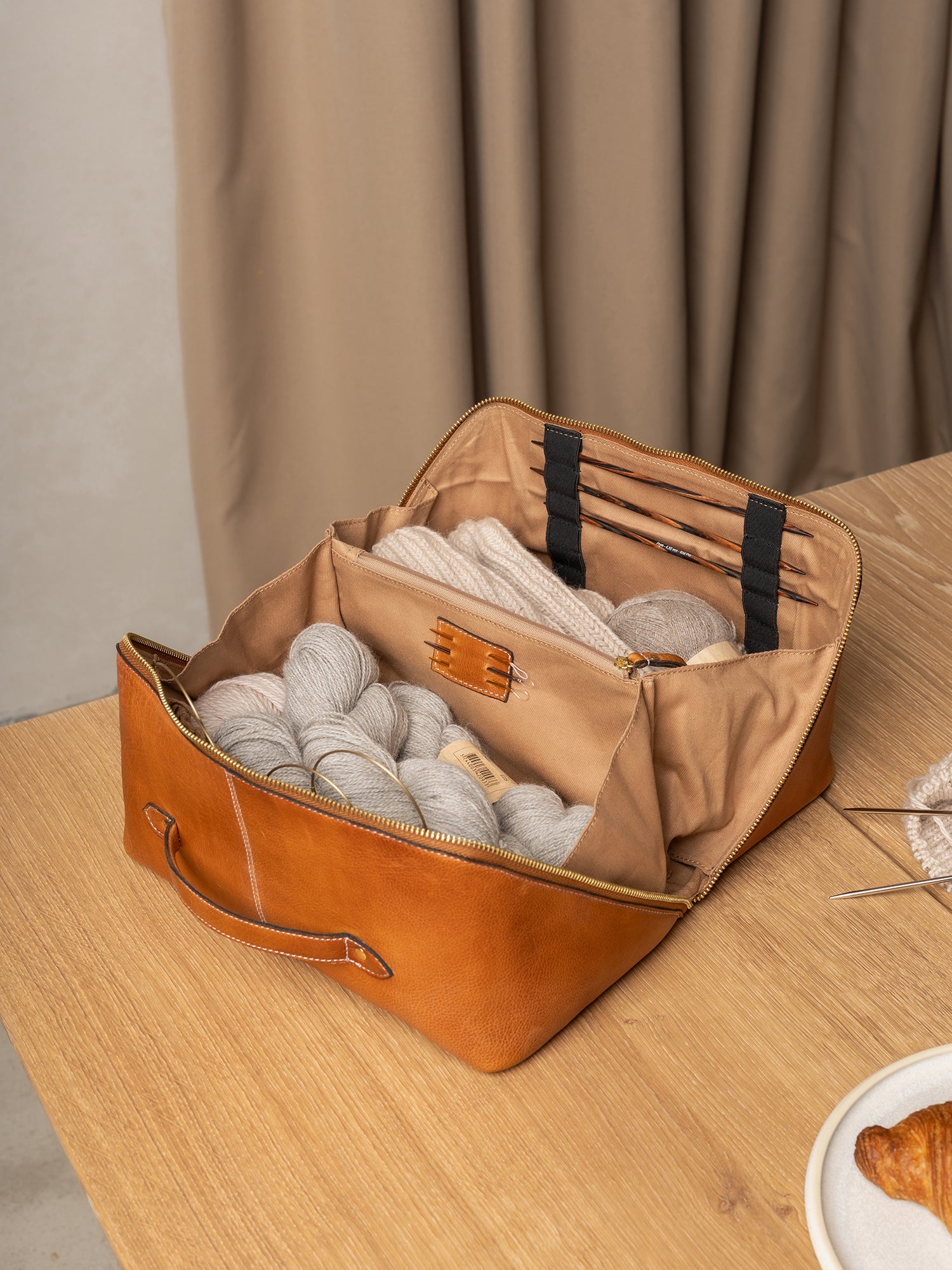 PROJECT Project 10 Organizer Burned Tan/Gold