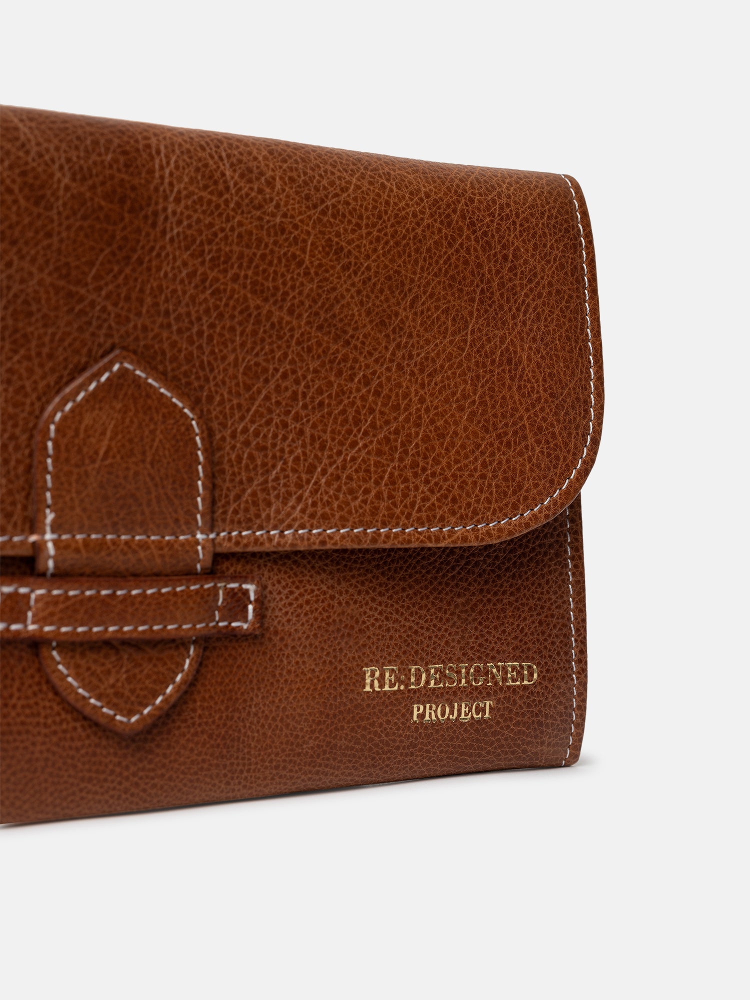 PROJECT Project 15 Needle Case Walnut/Gold