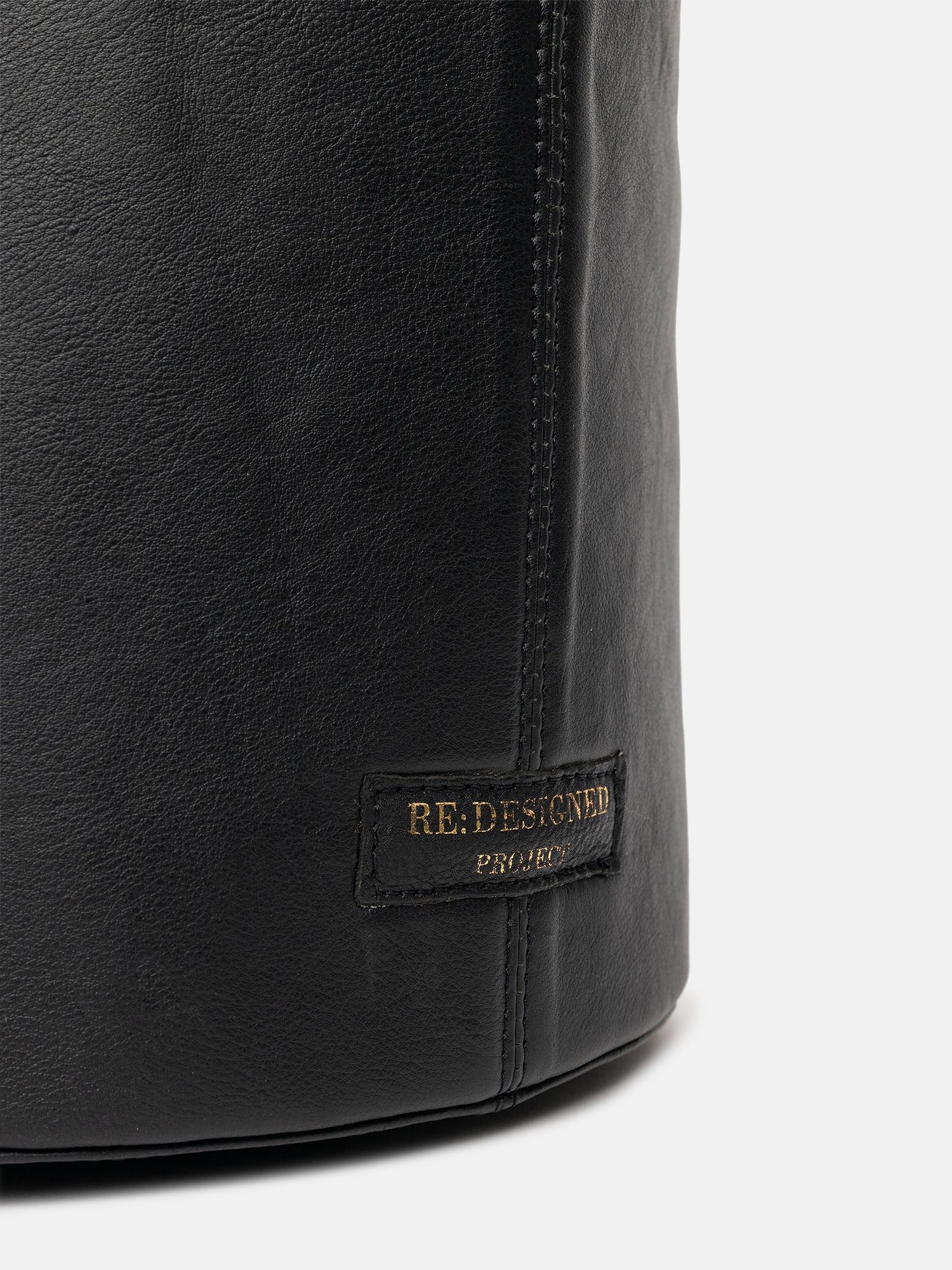 PROJECT Project 26 Bucket Black