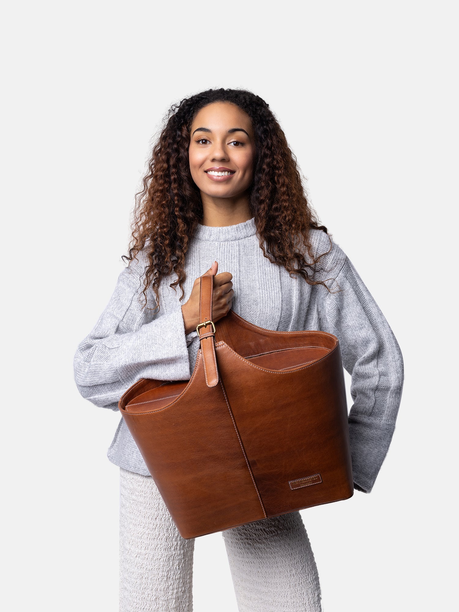 PROJECT Project 72 Bucket Walnut