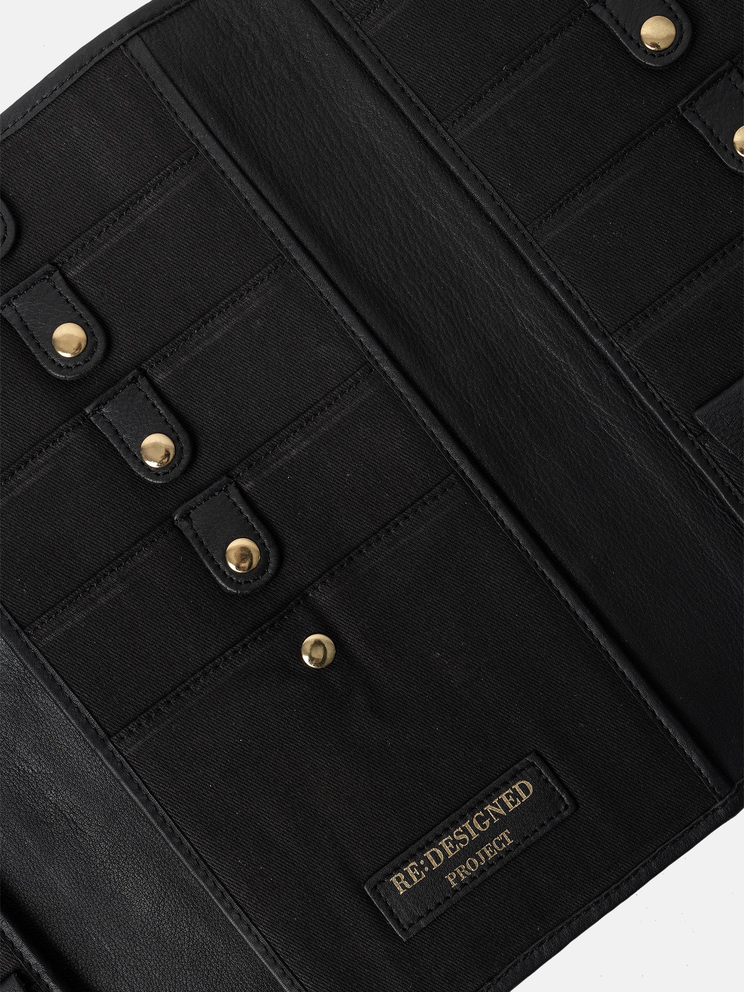 PROJECT Project 82 Needle Case Black/Gold