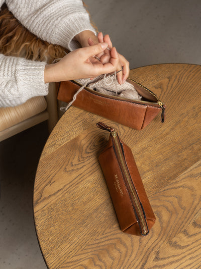 PROJECT Project 11 Organizing Pouches Burned Tan/Gold