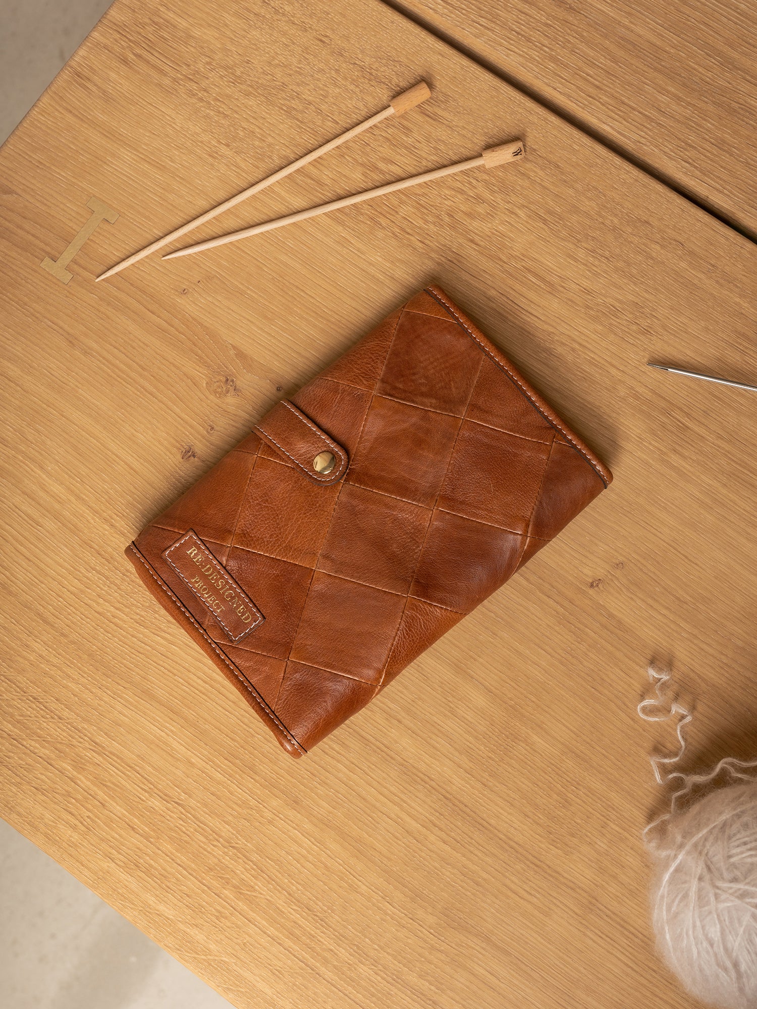 PROJECT Project 22 Needle Case Burned Tan/Gold
