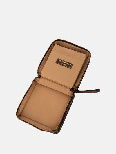 PROJECT Project 83 Needle Case Woodsmoke