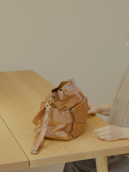 PROJECT Project 1 Shoulder bag Walnut/Gold