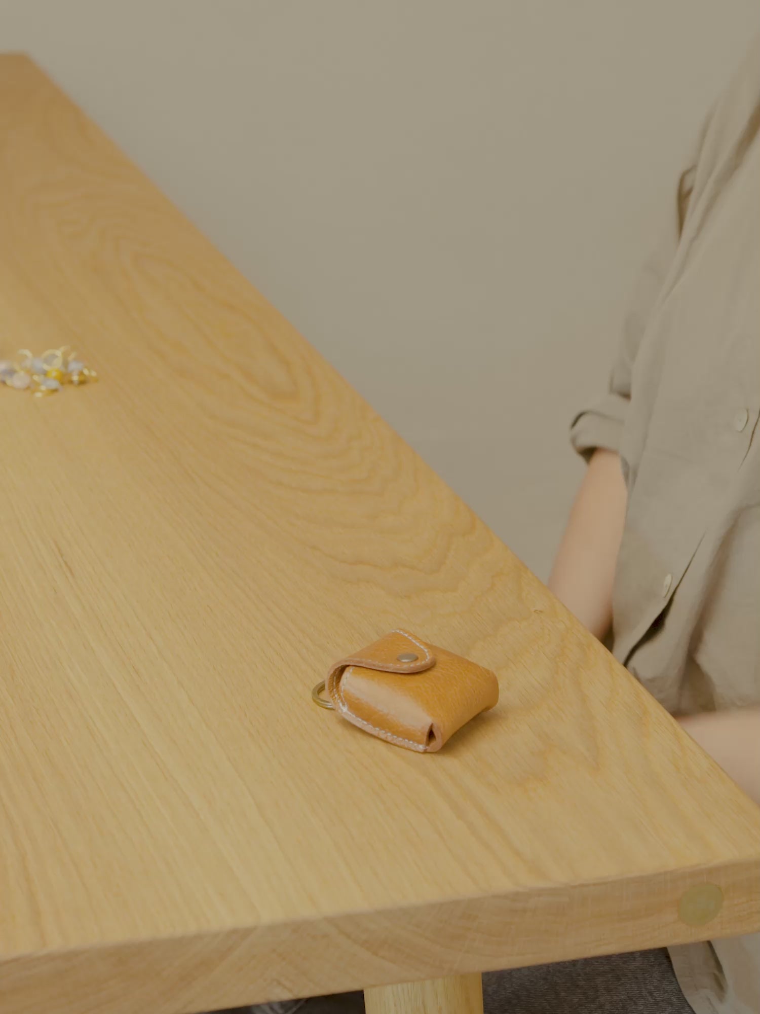 Load video: PROJECT Project 70 Organizing Pouches Burned Tan